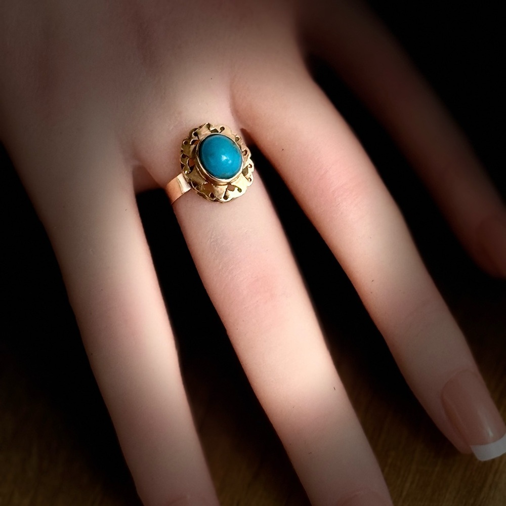 🛑 Sold elsewhere 

14K Gold Round Turquoise Filigree Ring 💙 Vintage Charm Sz 6